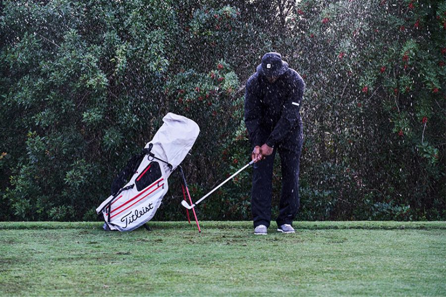 Learn from famous golfers how to play golf in the rain